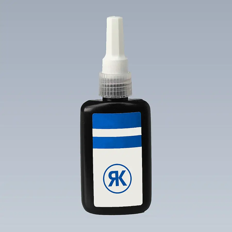 Mehrere Markenprodukte aus der Klebstofftechnik